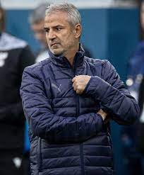 Fenerbahçe'de Teknik Kadro ve Oyuncular, Ligde Devam Kararı Alıyor