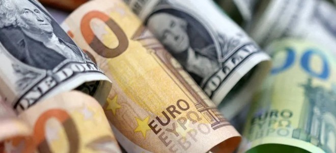 Dolar ve Euro Yükselişte