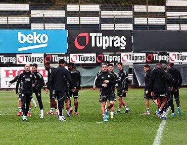 Beşiktaş, Antalyaspor Karşısında 3 Puan Peşinde