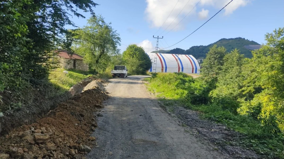 Trabzon’da İki Mahalleye 4 Bin 800 Metrelik İçme Suyu Hattı