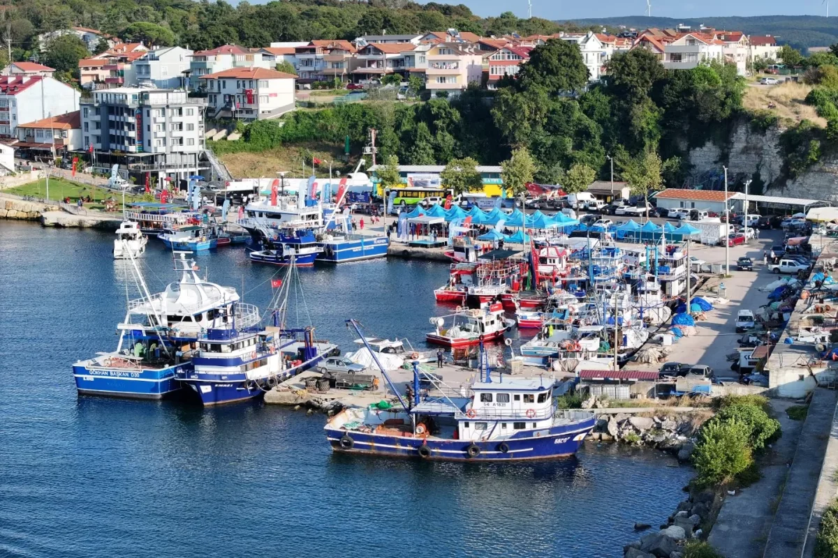 Kocaeli’de Balıkçılar Yeni Av Sezonuna “Vira Bismillah” Dedi