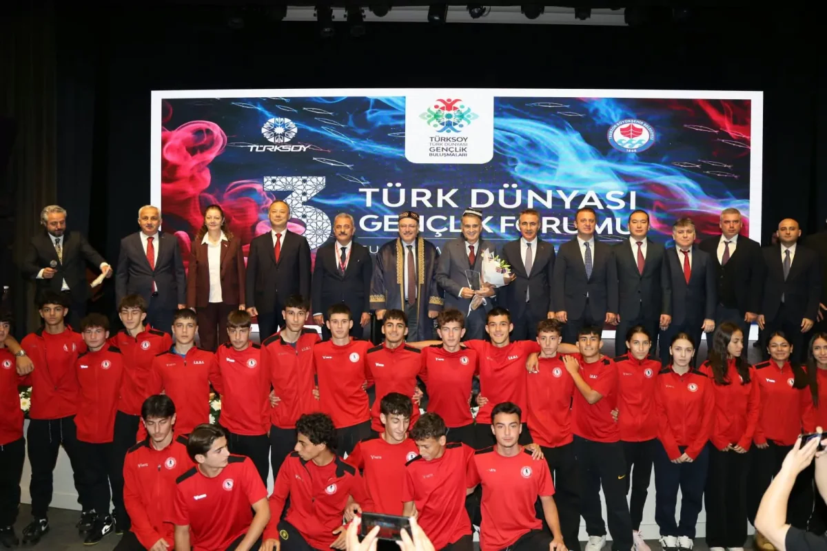Trabzon’da 22 Ülkeden 140 Genci Buluşturan TÜRKSOY Gençlik Forumu Başladı