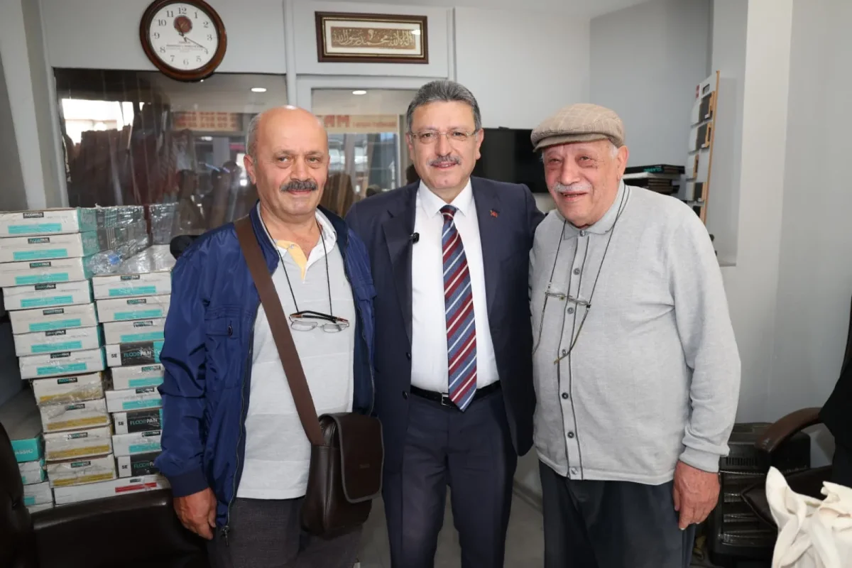Başkan Genç, Hızırbey ve Gülbaharhatun Mahallelerinde Vatandaşlarla Buluştu