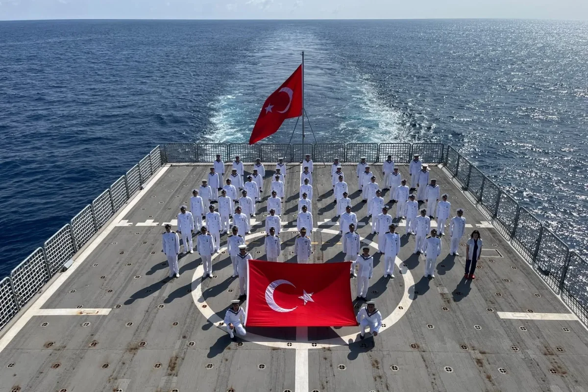 Cumhuriyet Bayramı Somali Açıklarında Görev Yapan Gemilerde Kutlandı