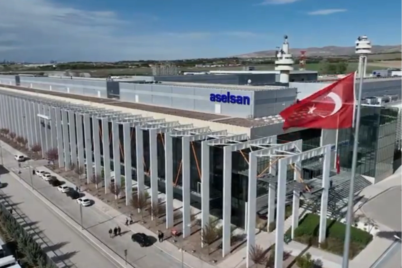 ASELSAN’dan 845 milyon dolarlık dev anlaşma: Uzay ve haberleşme sistemleri için imza atıldı