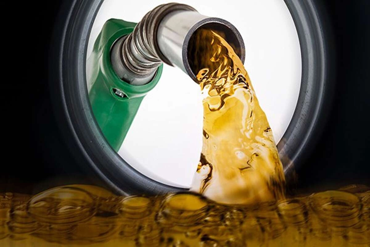 Benzine 2,74 Lira Zam Geldi: Fiyatlar 76 Liraya Dayandı